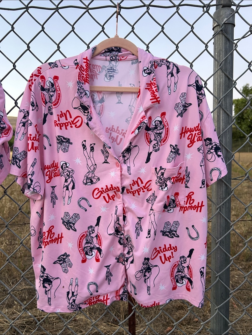 Women's Pink Vintage Cowgirl Theme Printed Short Pajama Set - Picture 4 of 12